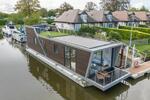 Bridge Road, Chertsey