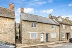 St. Johns Street, Lechlade GL7