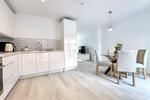 LAKESIDE CONTEMPORARY LIVING 37 Deepwater Drive, Glan Llyn, Llanwern, Newport, NP19 4EQ