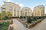 Water Gardens Square, London, SE16